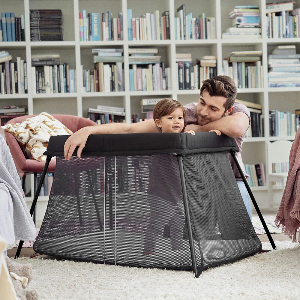 Lit De Voyage Light + Drap Housse Noir De BabyBjörn 4 Lit De Voyage Light + Drap Housse Noir De BabyBjörn – Image 2