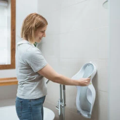 Transat De Bain Fit Gris De Angelcare 19 Transat De Bain Fit Gris De Angelcare -Produits Pour Bébé 01105196 8