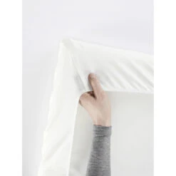 Drap Housse Bio Pour Lit De Voyage Light Blanc De BabyBjörn -Produits Pour Bébé 23662593 2